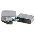 Bricheta Ronson Chrome Vertical Brushed functionala cu benzina confectionata din otel inoxidabil de calitate