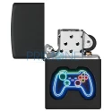 Bricheta originala Zippo cu benzina cu carcasa fosforescenta la lumina UV model Gleaming Gamer
